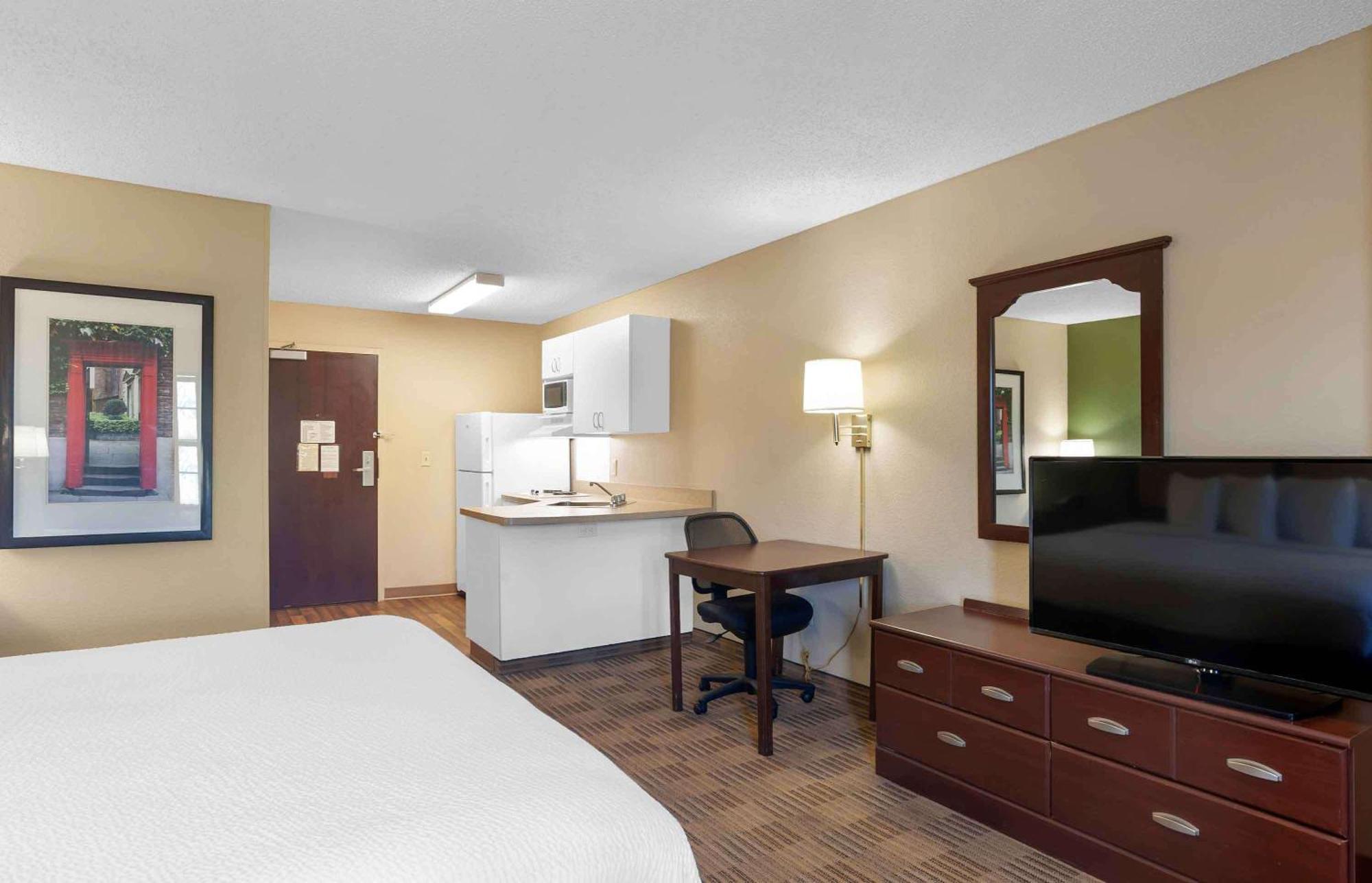 Extended Stay America Suites - Detroit - Madison Heights Buitenkant foto