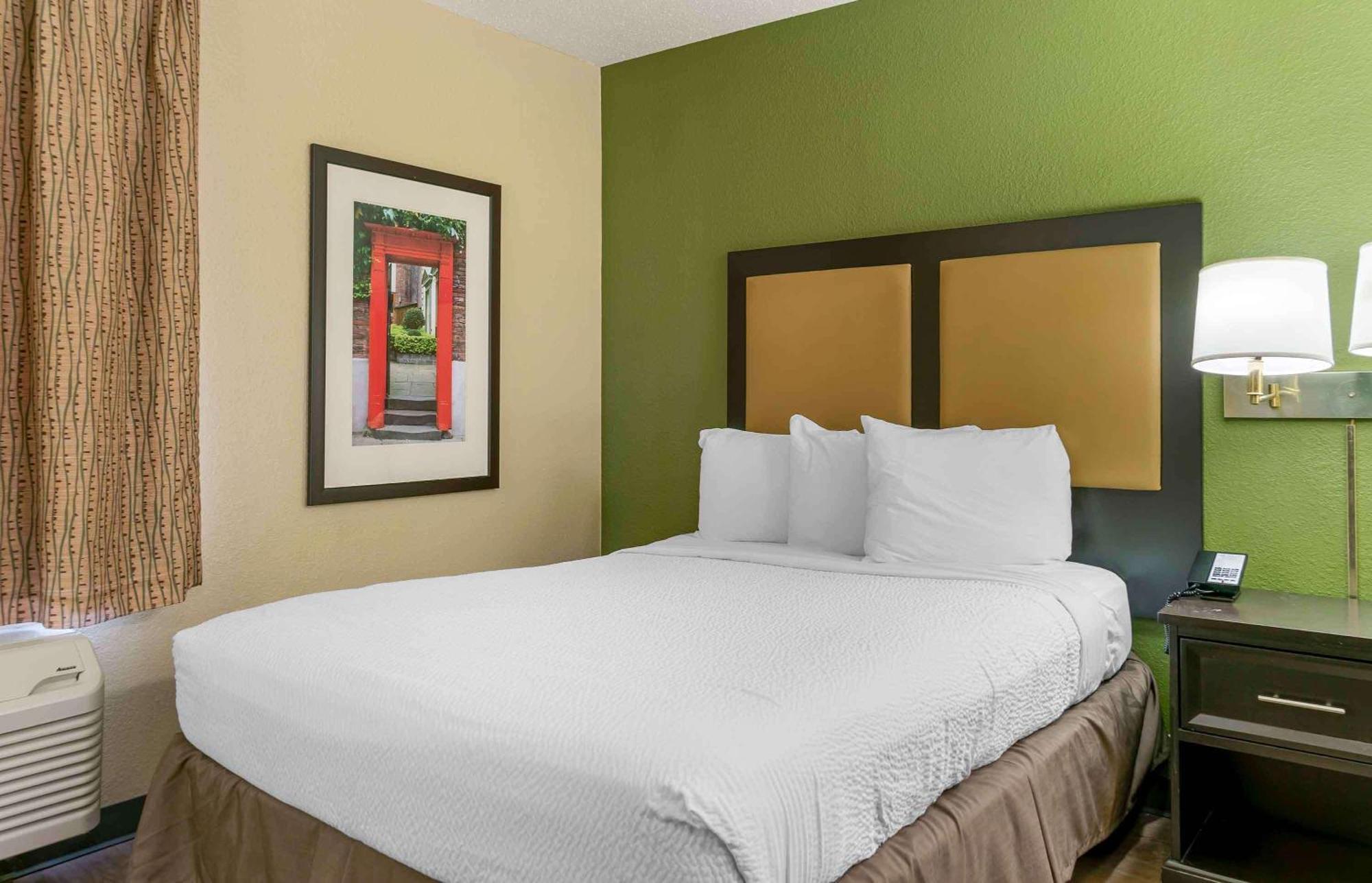 Extended Stay America Suites - Detroit - Madison Heights Buitenkant foto